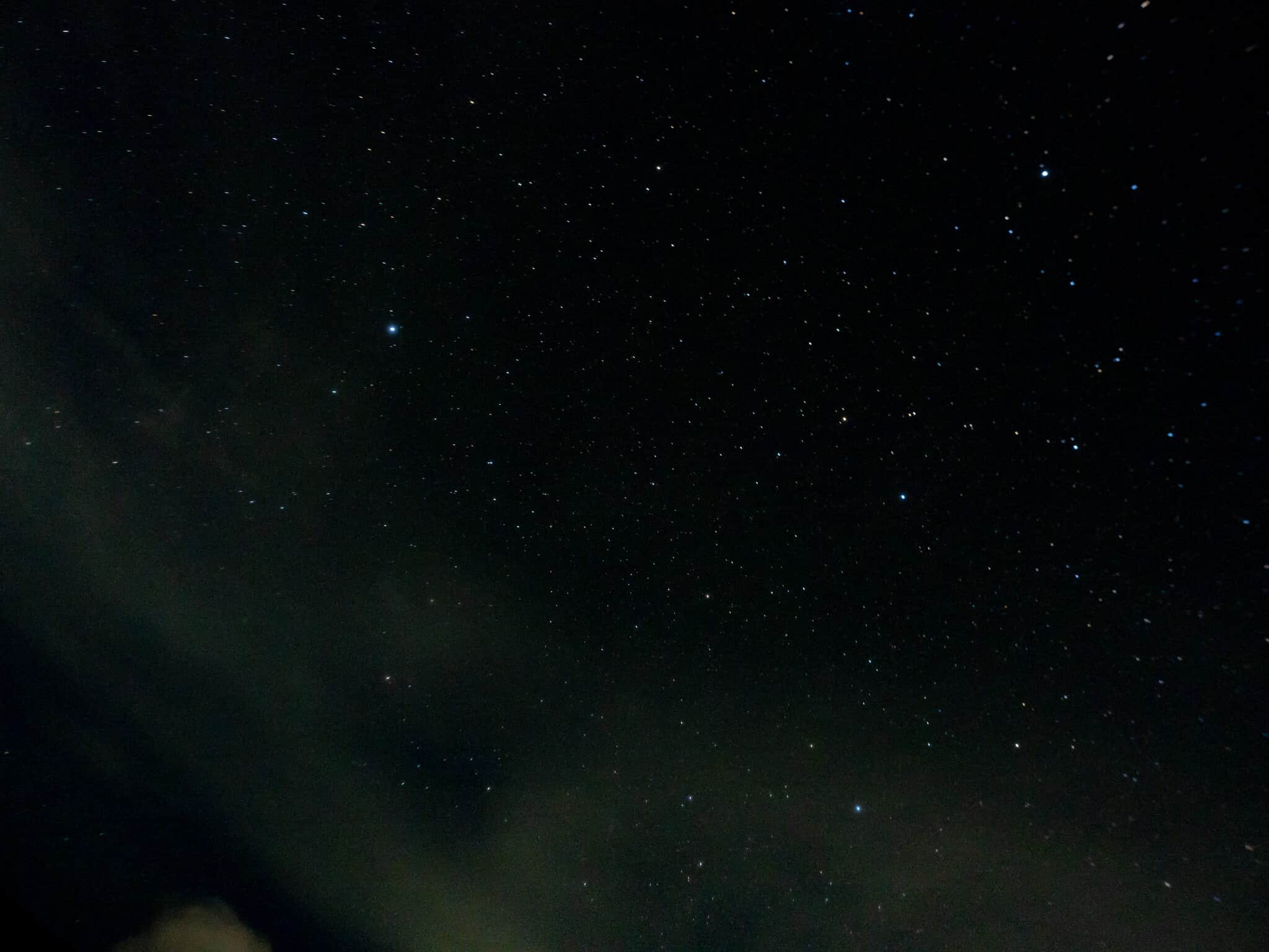 ブロモ山の星空